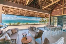 Apartment in Pointe d'Esny - Blue Nest - Penthouse by Horizon... Apartment in Pointe d'Esny - Blue Nest - Penthouse by Horizon...