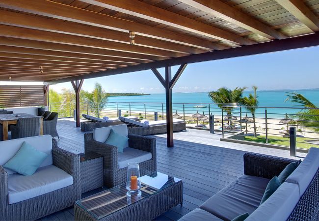 Apartment in Pointe d'Esny - Paradise Beach - Penthouse Suite