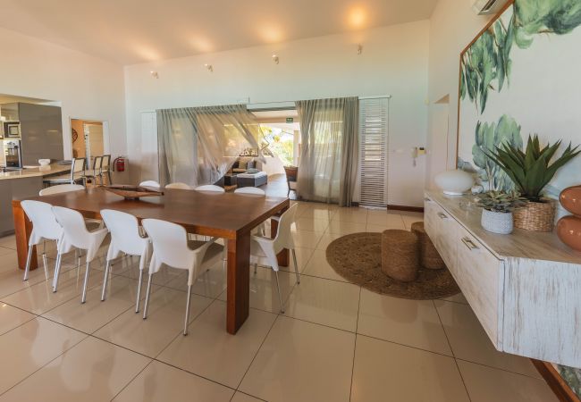 Apartment in Pointe d'Esny - Paradise Beach - Penthouse Suite