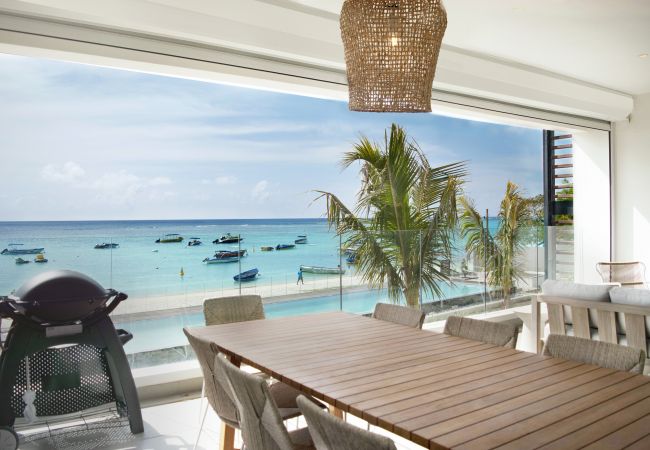  in Trou aux Biches - O'Biches - Beachfront Apartment