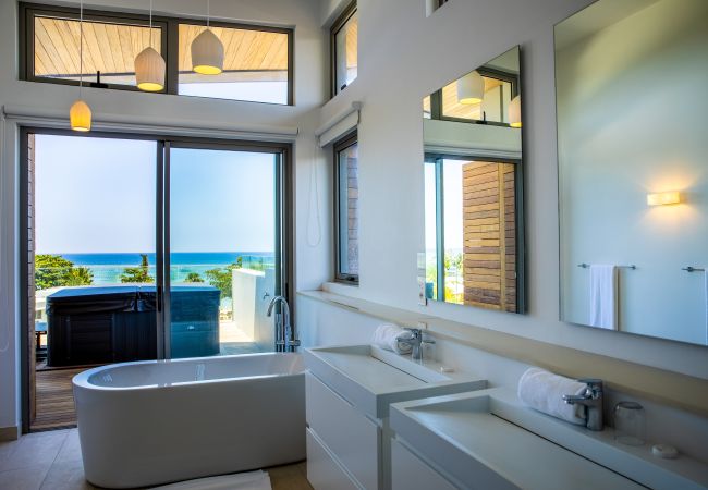 Apartment in Rivière Noire - Manta Cove - Penthouse by Horizon Holidays Apartment in Rivière Noire - Manta Cove - Penthouse by Horizon Holidays