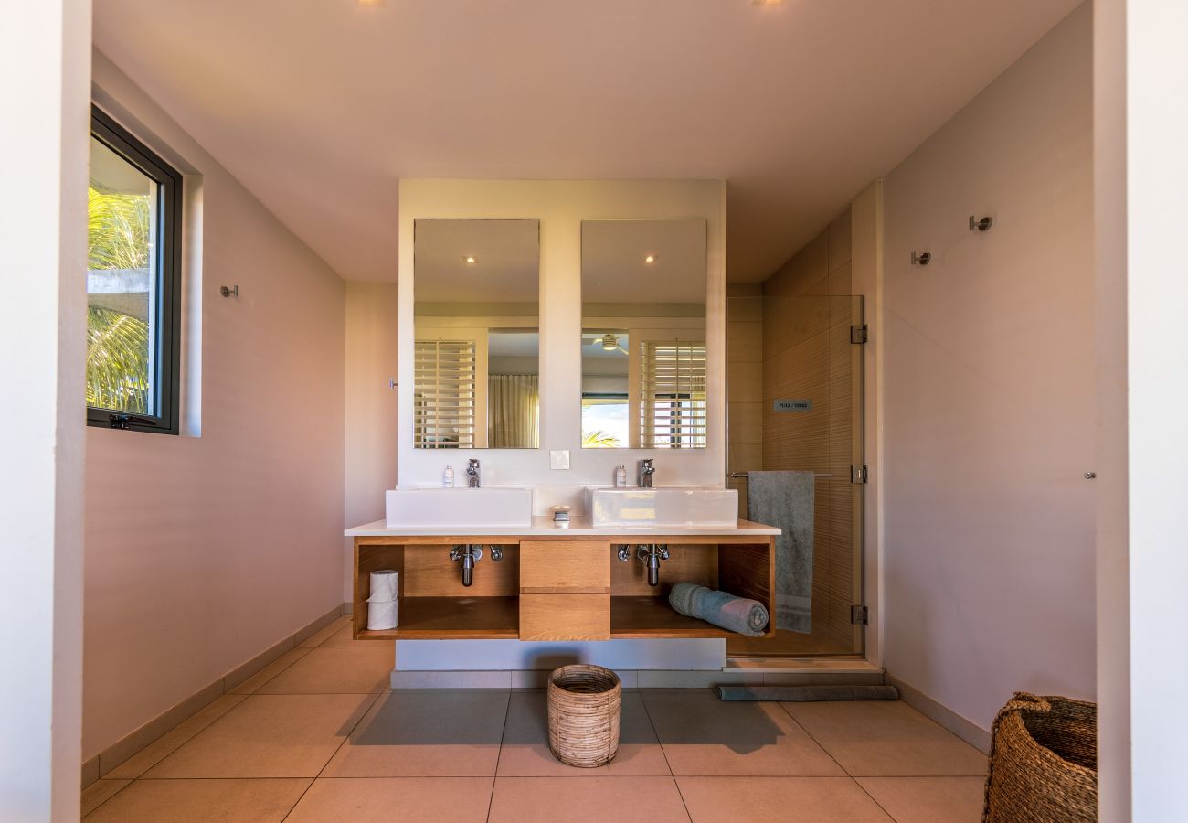 Villa in Rivière Noire - Manta Cove - Villa 4Br by Horizon Holidays