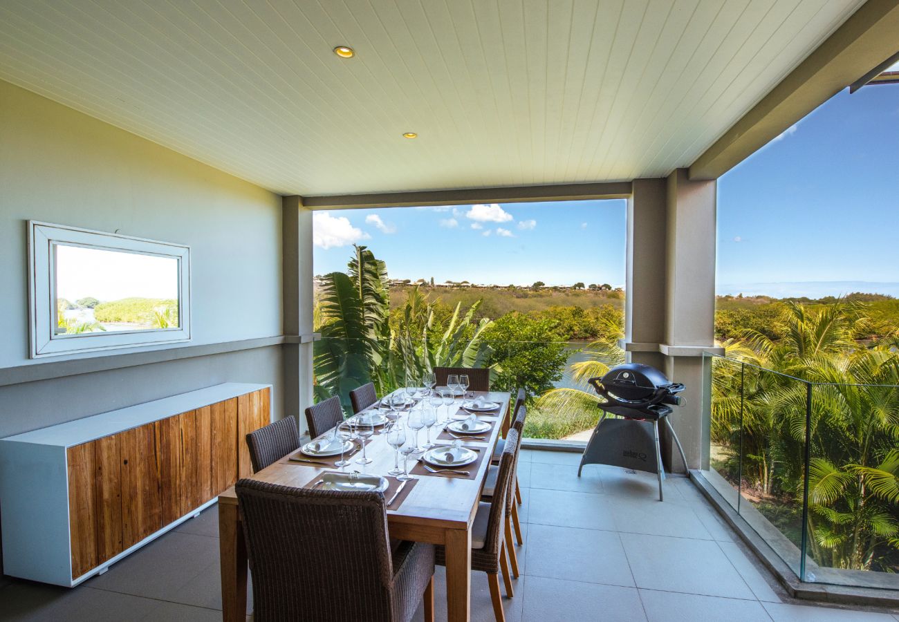 Apartment in Rivière Noire - West Island - Deluxe 3Br Apartment by Horizon Holidays