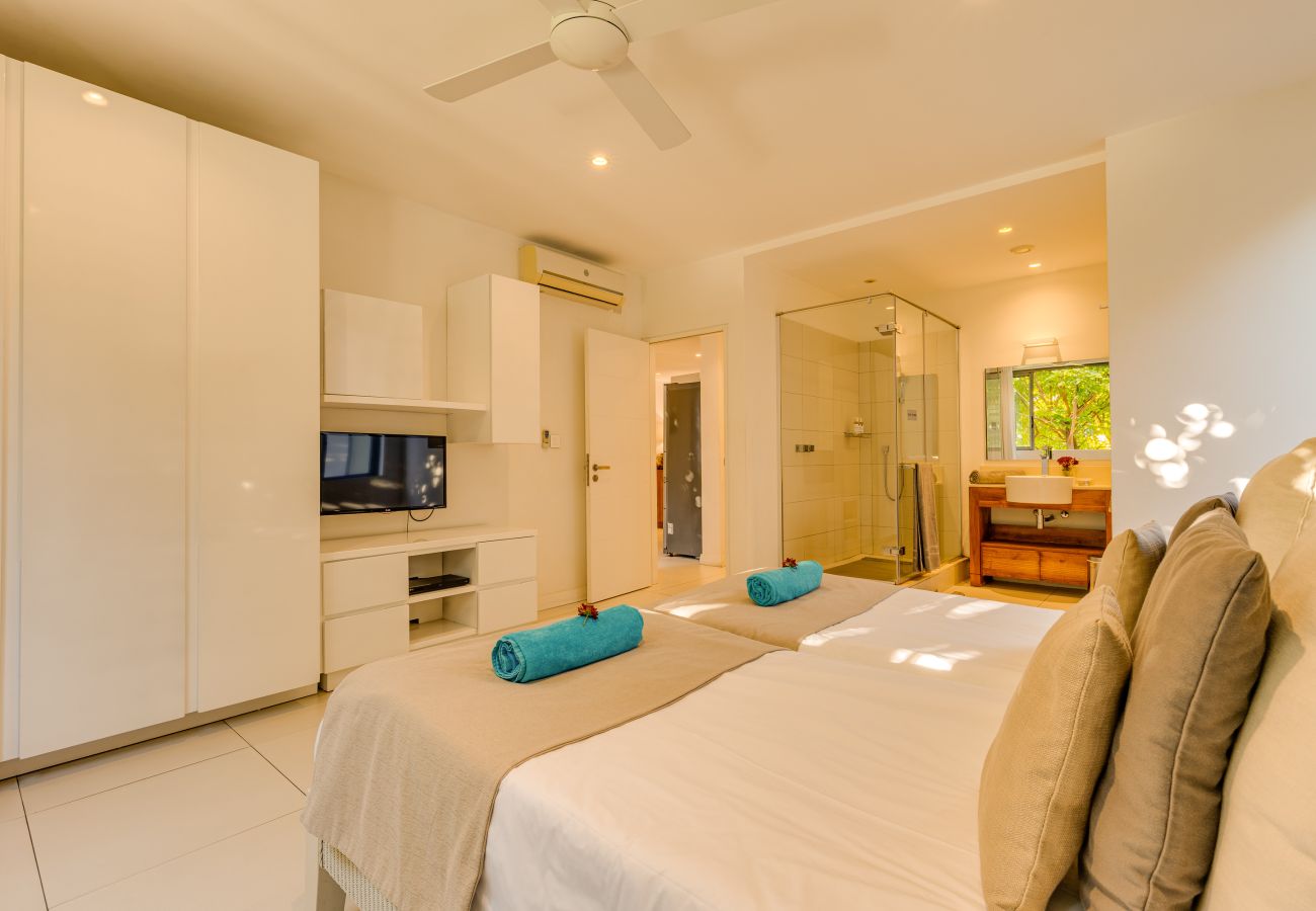 Apartment in Rivière Noire - West Island - Deluxe 3Br Apartment by Horizon Holidays