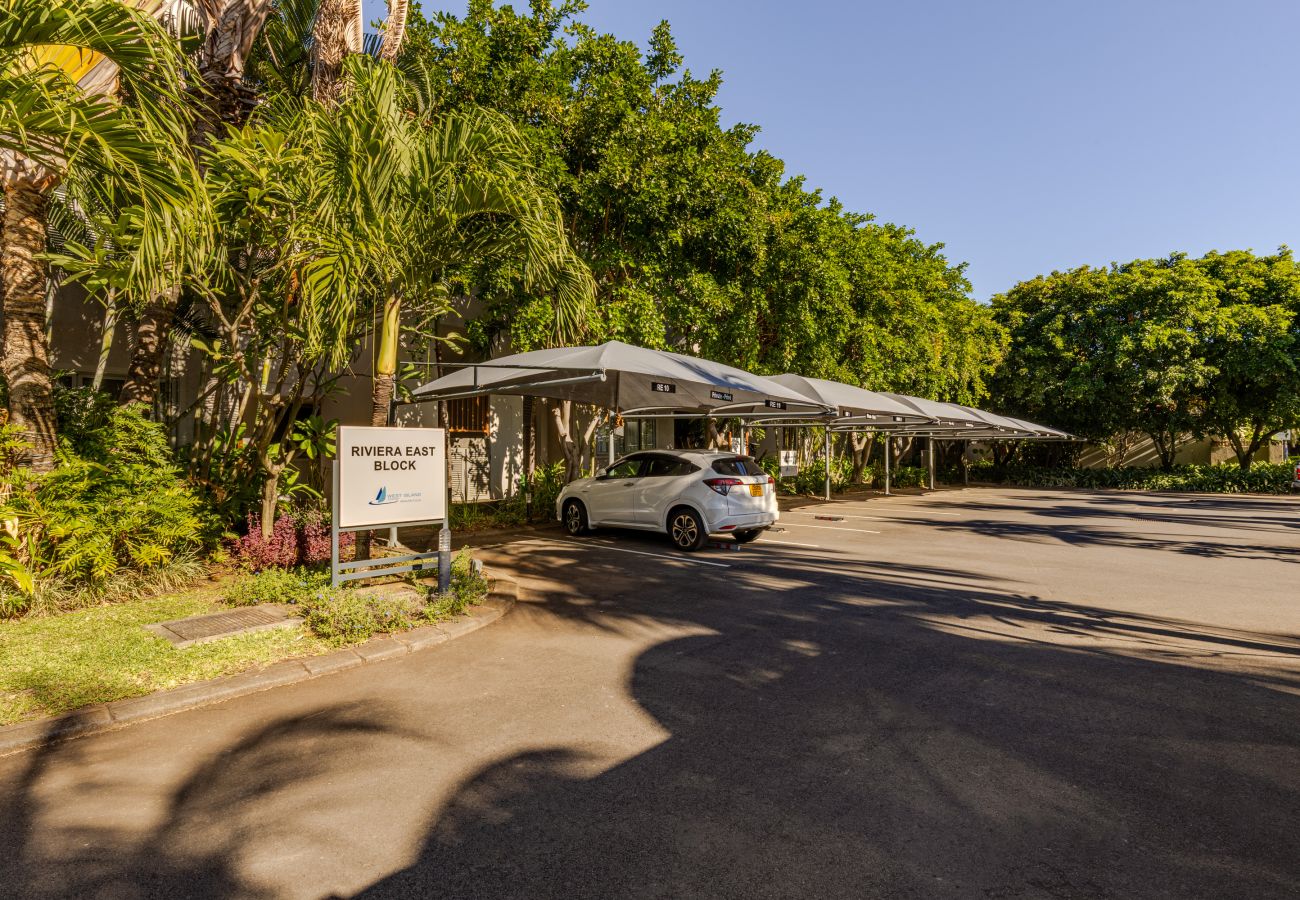 Apartment in Rivière Noire - West Island - Deluxe 3Br Apartment by Horizon Holidays