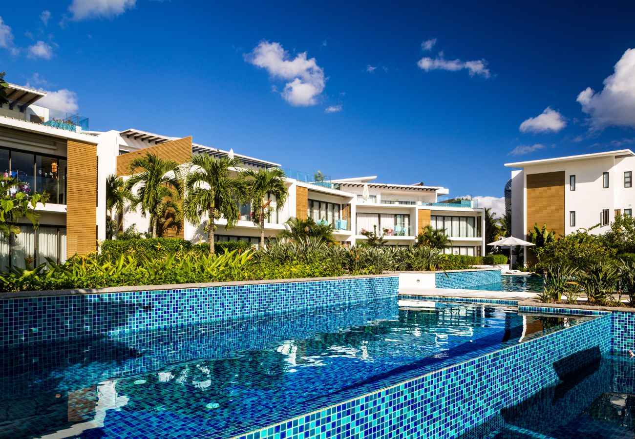 Apartment in Flic en Flac - Cap Ouest - Deluxe Apartment by Horizon Holidays