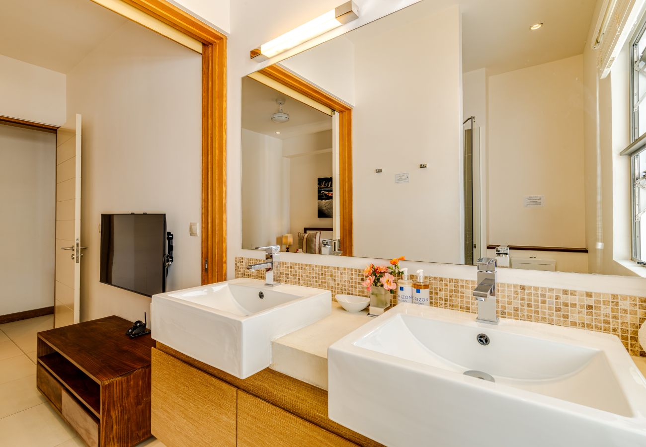 Apartment in Flic en Flac - Cap Ouest - Deluxe Apartment by Horizon Holidays