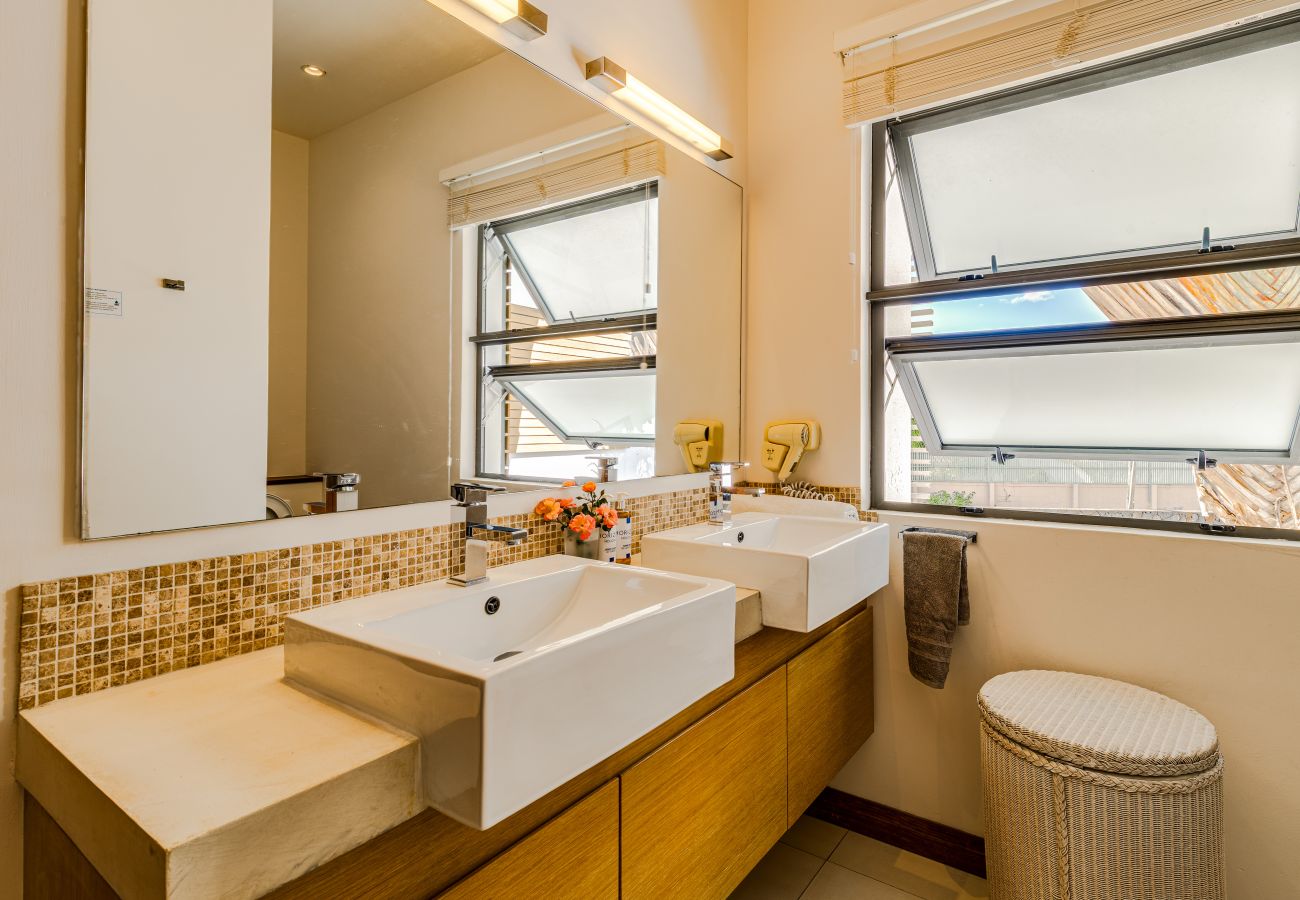 Apartment in Flic en Flac - Cap Ouest - Deluxe Apartment by Horizon Holidays