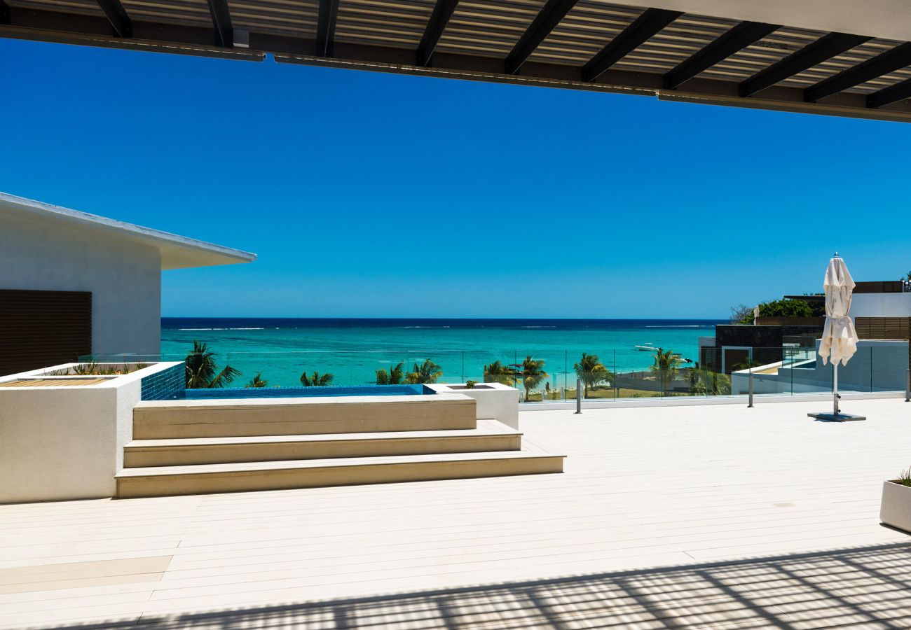 Apartment in Flic en Flac - Cap Ouest - Penthouse by Horizon Holidays