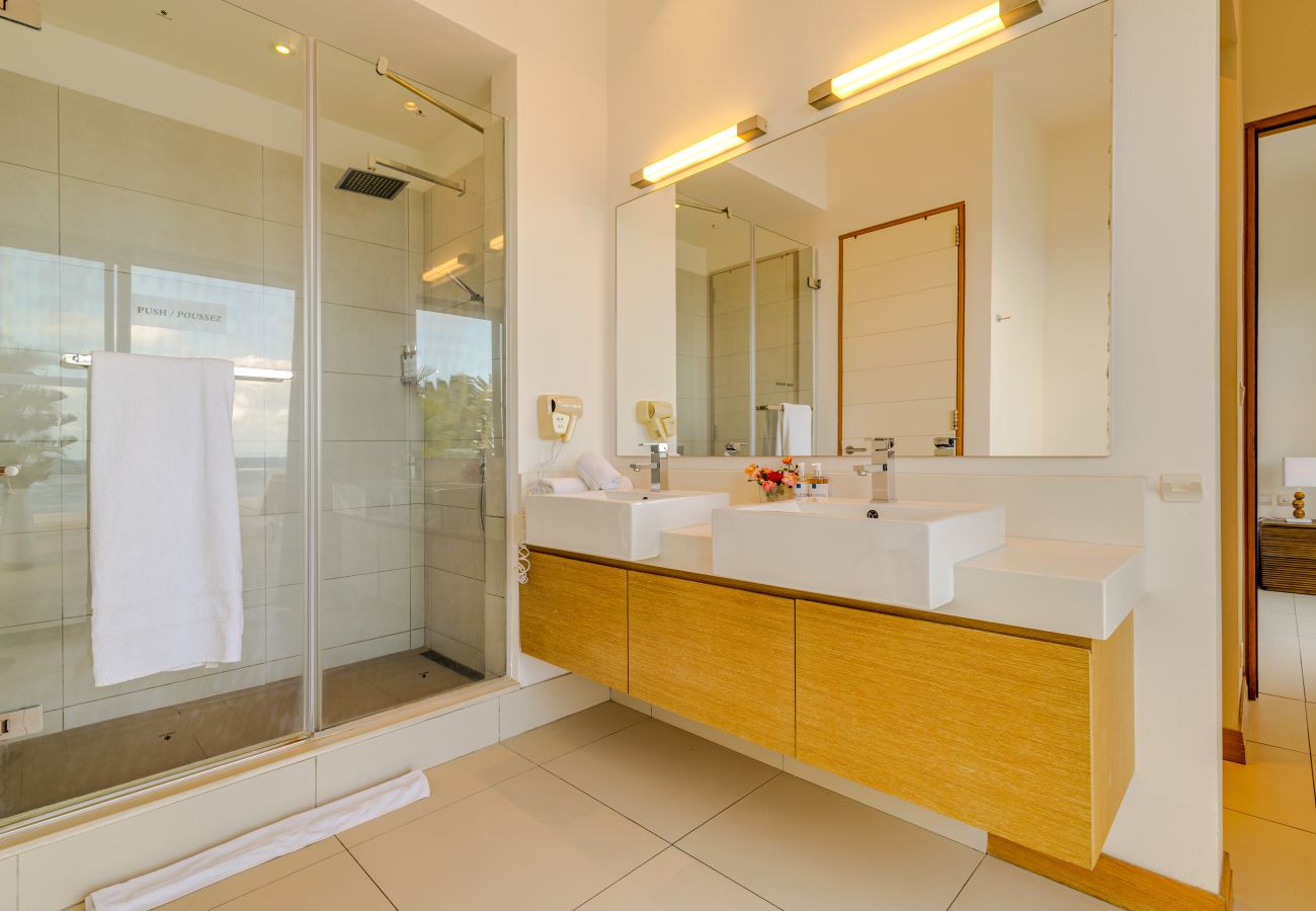 Apartment in Flic en Flac - Cap Ouest - Penthouse by Horizon Holidays
