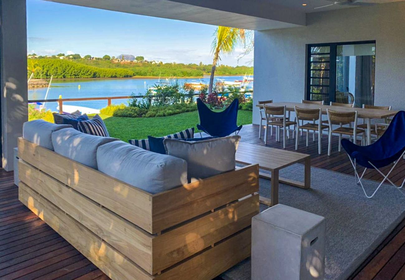 Apartment in Rivière Noire - The Waterclub - Premium Apartment by Horizon Holidays