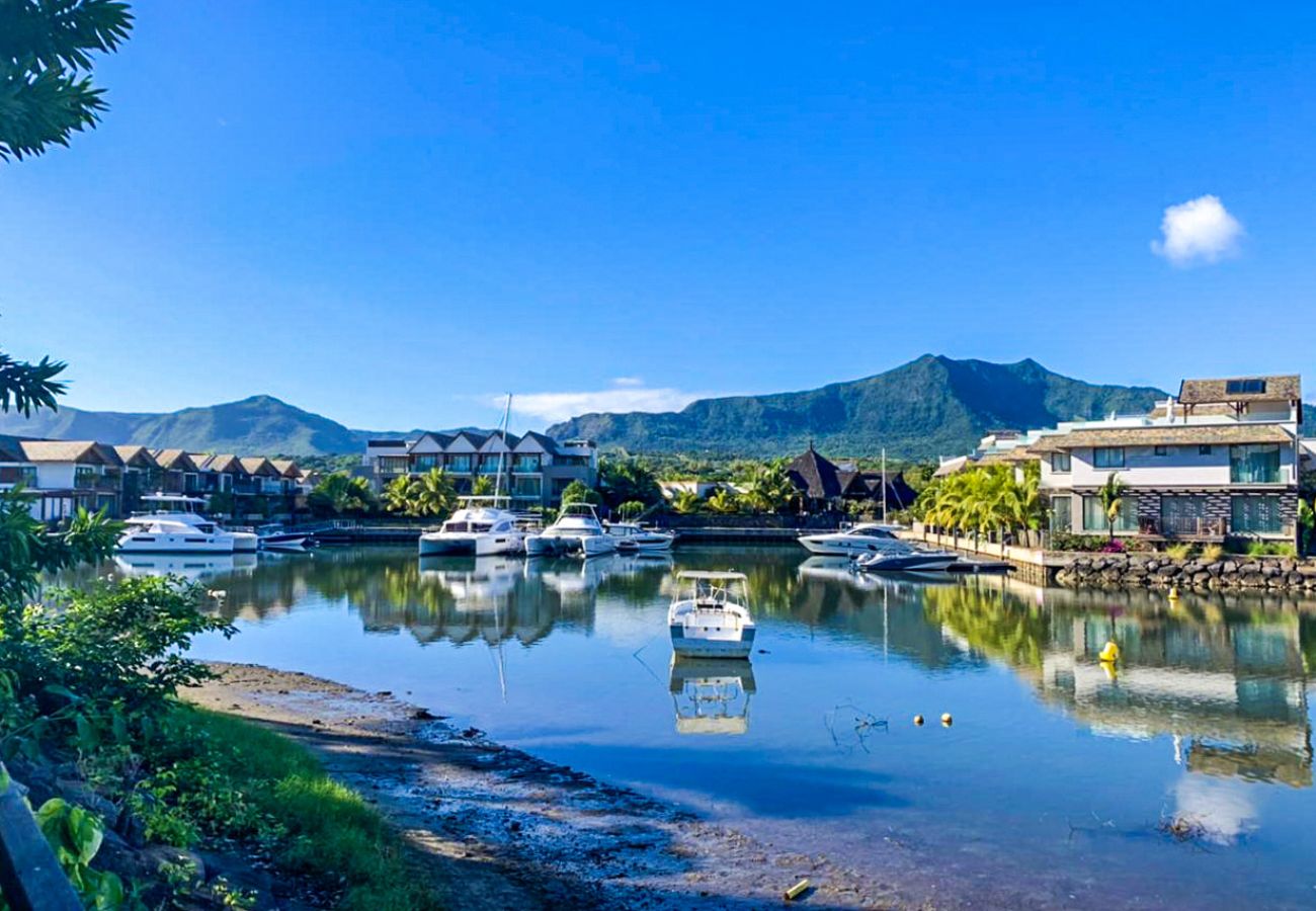 Apartment in Rivière Noire - The Waterclub - Premium Apartment by Horizon Holidays