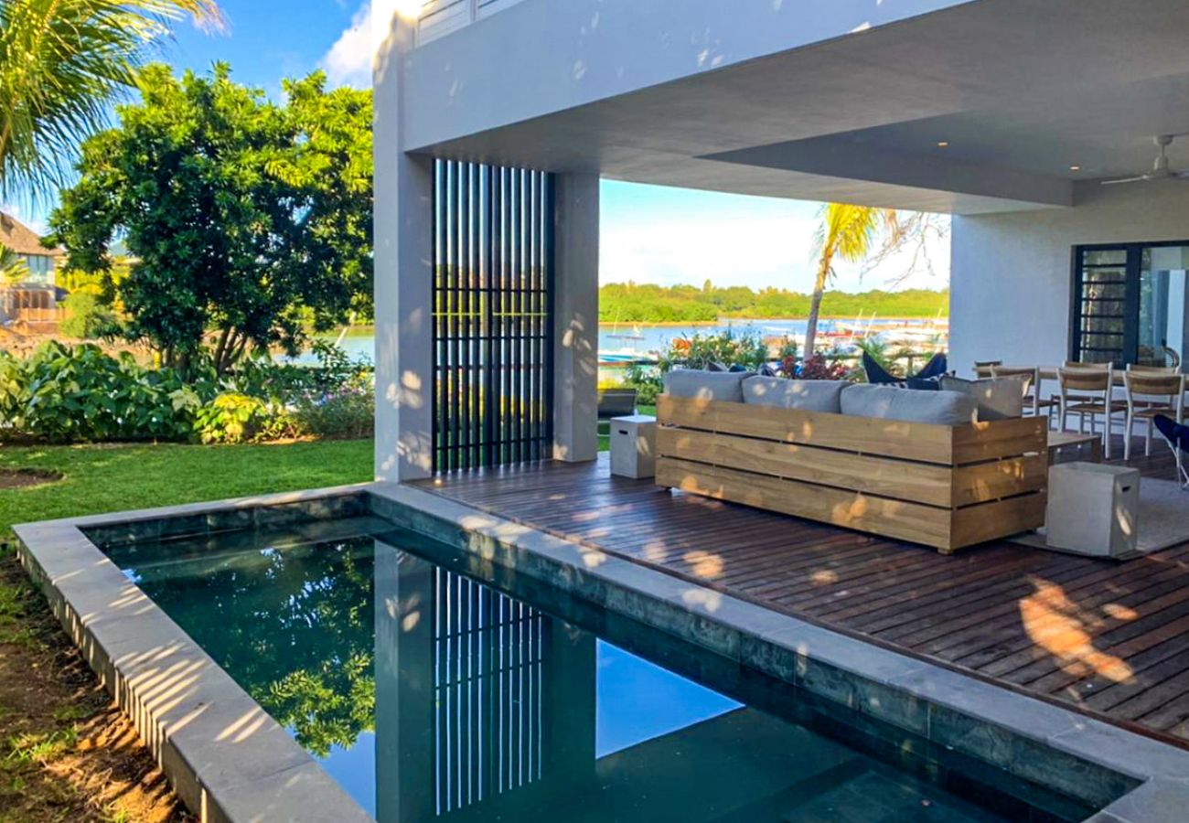 Apartment in Rivière Noire - The Waterclub - Premium Apartment by Horizon Holidays