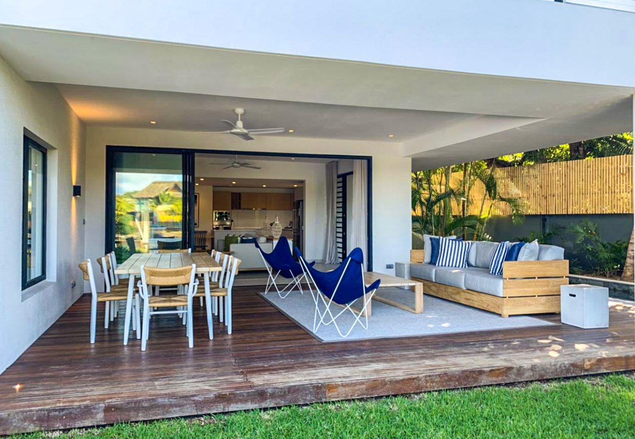 Apartment in Rivière Noire - The Waterclub - Premium Apartment by Horizon Holidays