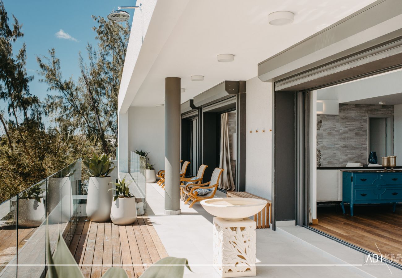 Apartment in Peyrébère - Exclusive Penthouse at Pointe d'Azur by HORIZON Holidays