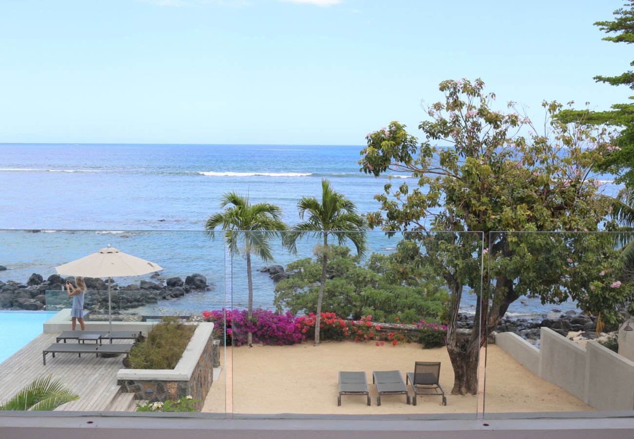 Apartment in Tamarin - Beach & Mountain - Premium Apartment by Horizon Holidays